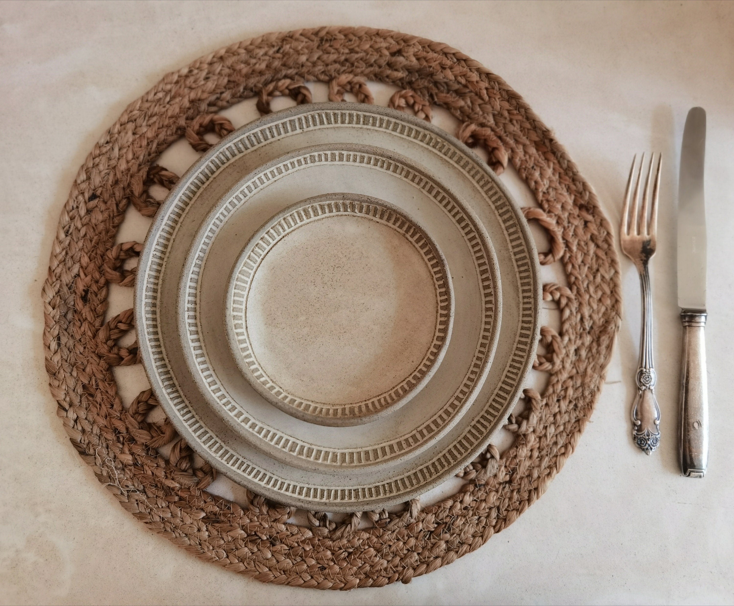 Set of 2 Beige Ceramic Dinner Plates: Engraved Stoneware