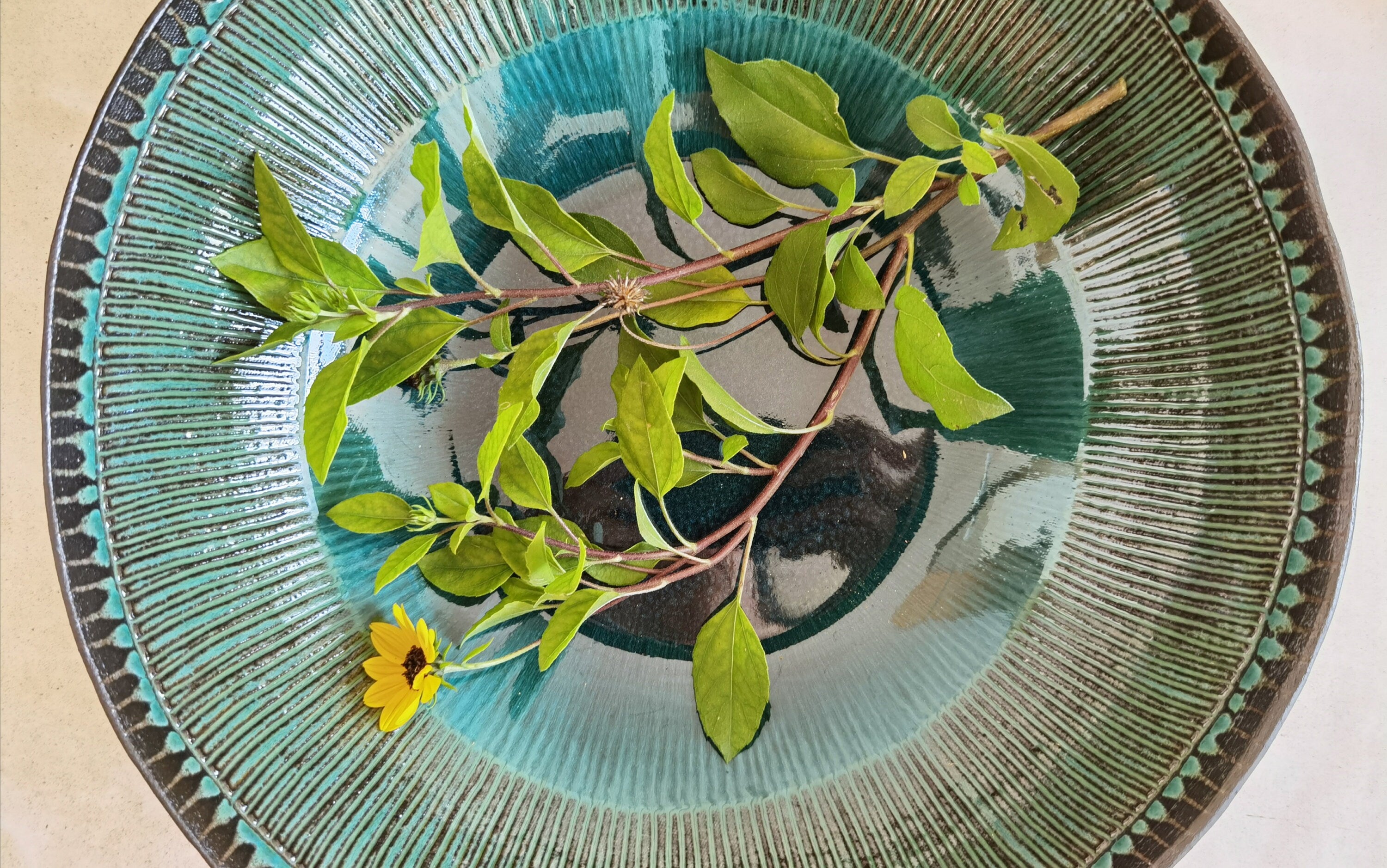 Large Ceramic Serving Bowl: Turquoise Glaze, Hand-Painted Engraved Decor