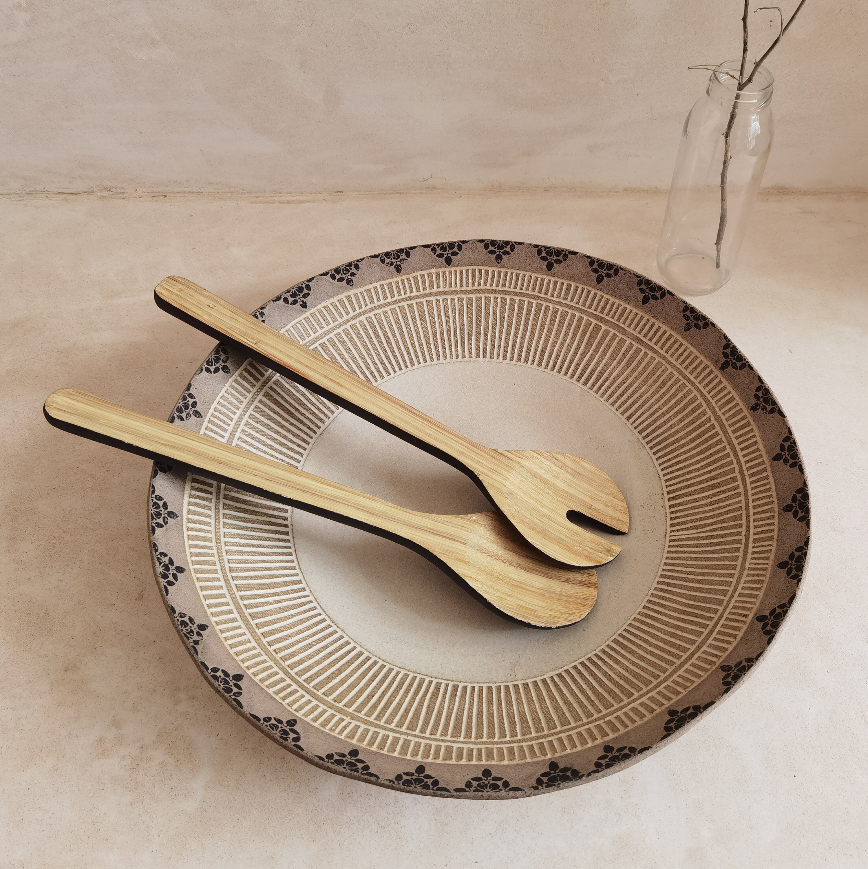 Large Ceramic Serving Bowl: Modern Beige Glaze with Black Print (12.9 inch)