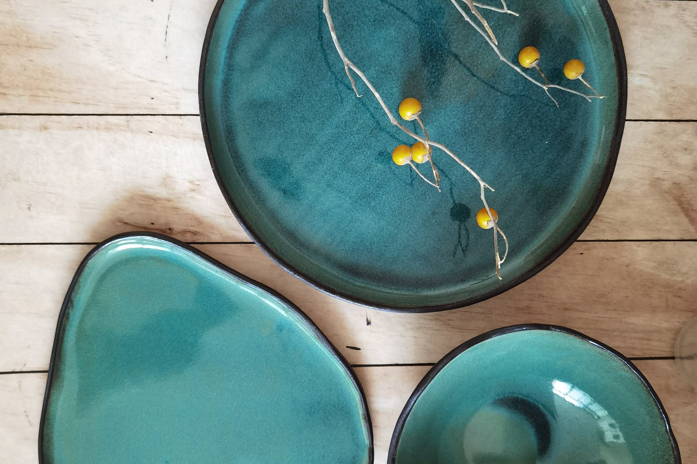 Modern Ceramic Dinnerware Set: Black and Turquoise Serving Dishes