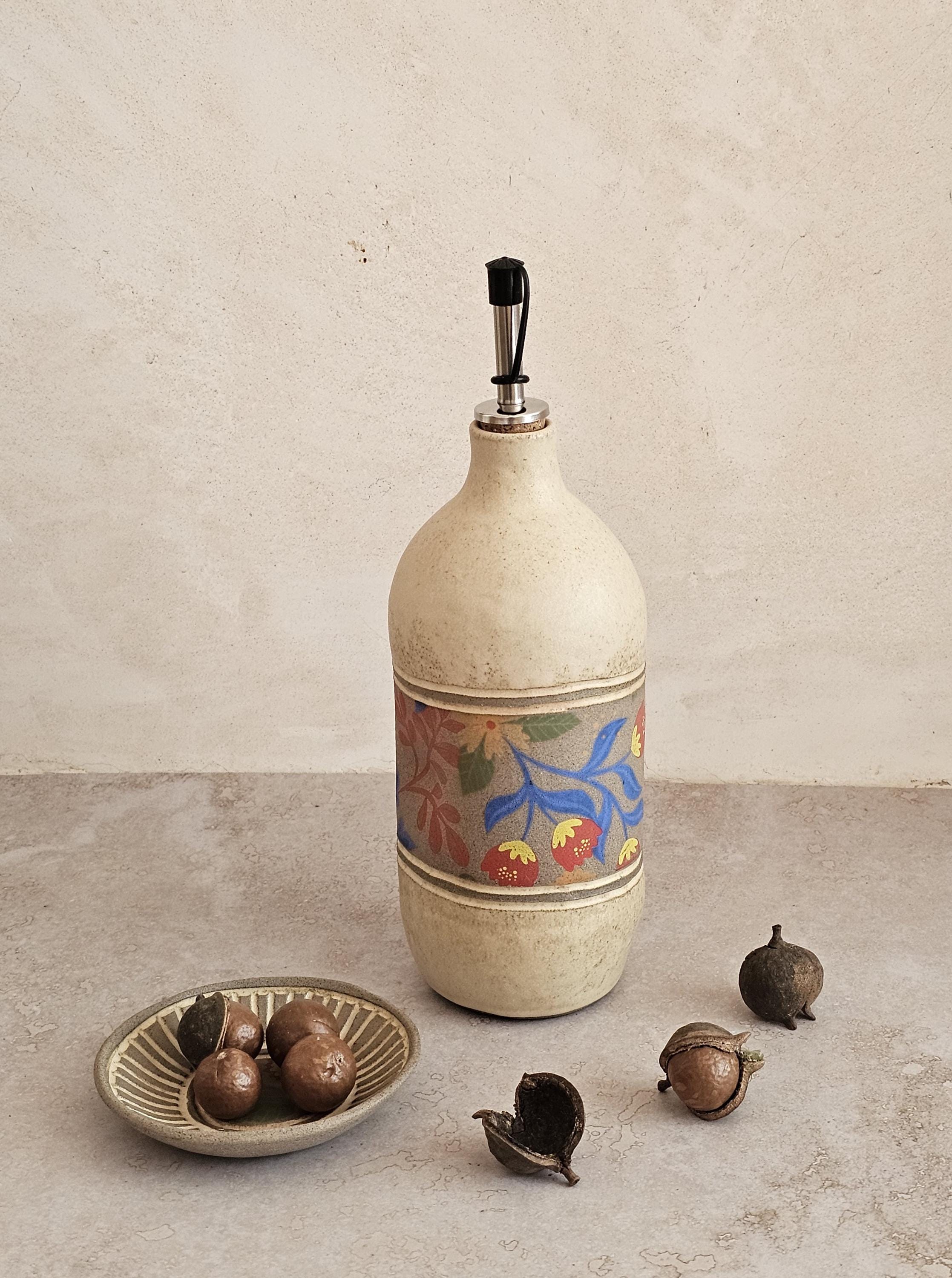 Handmade Ceramic Olive Oil Bottle: Rustic Kitchen Decor, 30 oz
