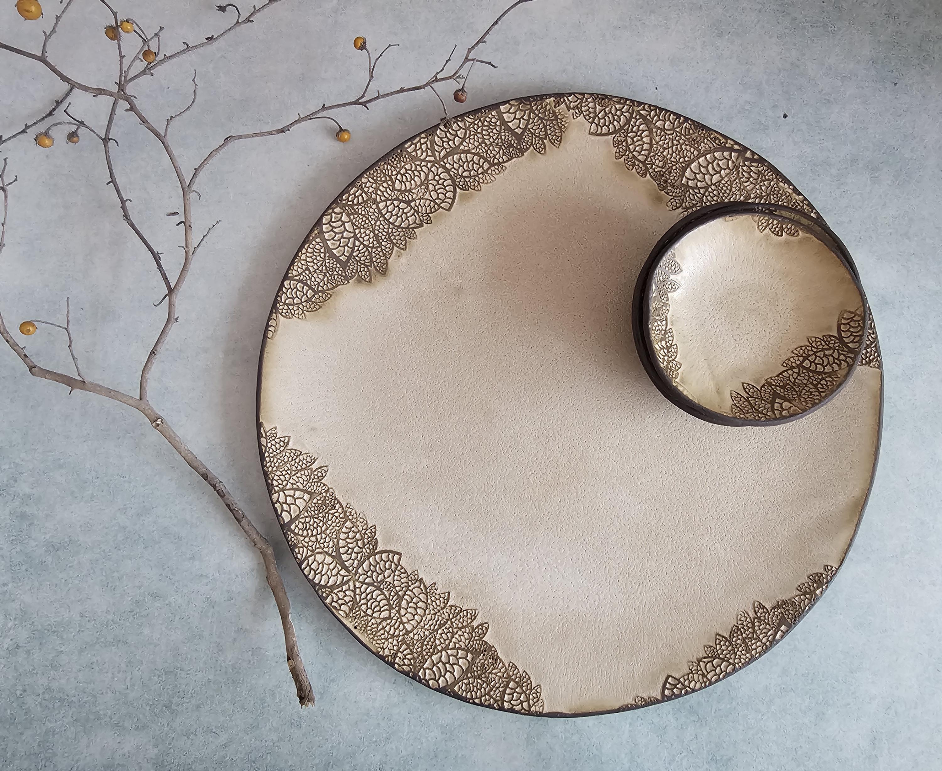 Modern Ceramic Passover Seder Plate: Beige Glazed with Leaf Decoration