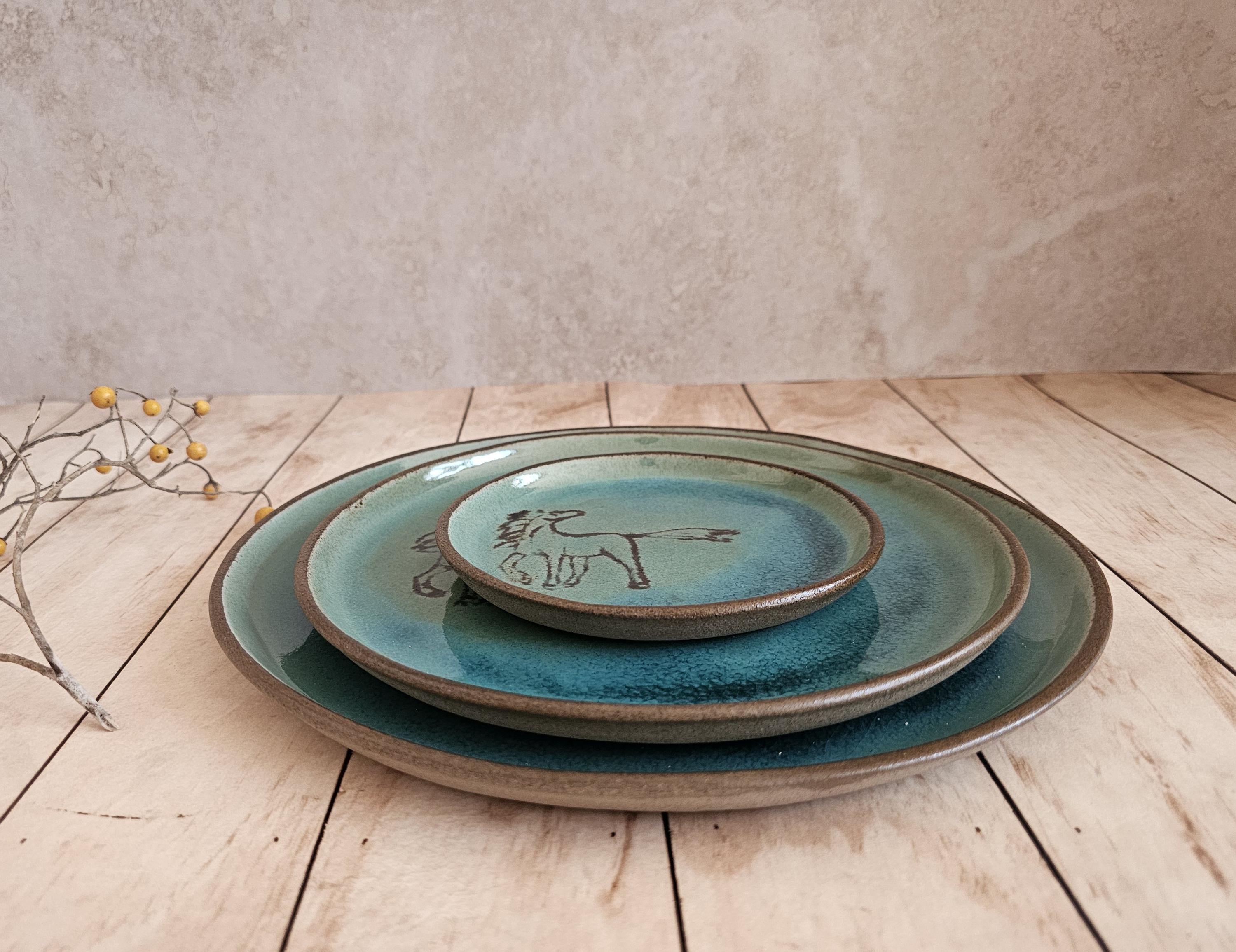 Turquoise Ceramic Plates (Set of 2): Engraved Horse Decoration